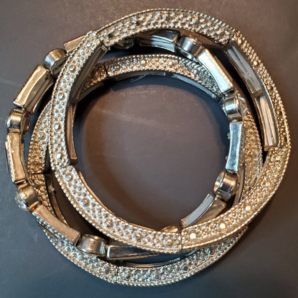 Silver Rhinestone 3 Ring Bracelet - Picture 4 of 4
